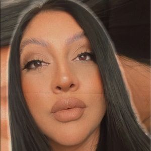 Meet your Posher, Jael